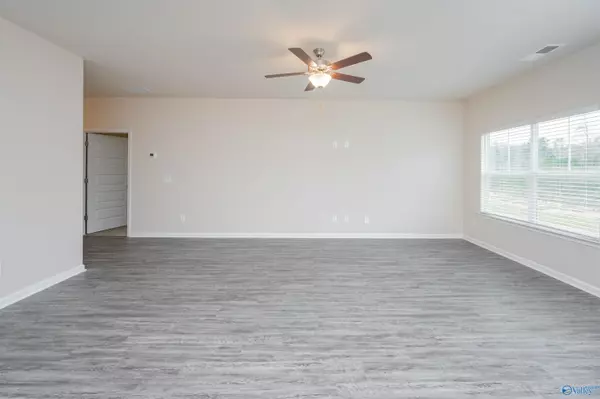 Athens, AL 35613,25722 Finchley Drive