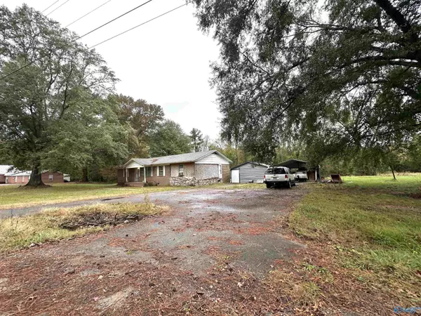 Town Creek, AL 35672,60 County Road 588