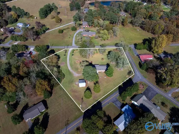 Rainsville, AL 35986,2844 Rainbow Avenue N