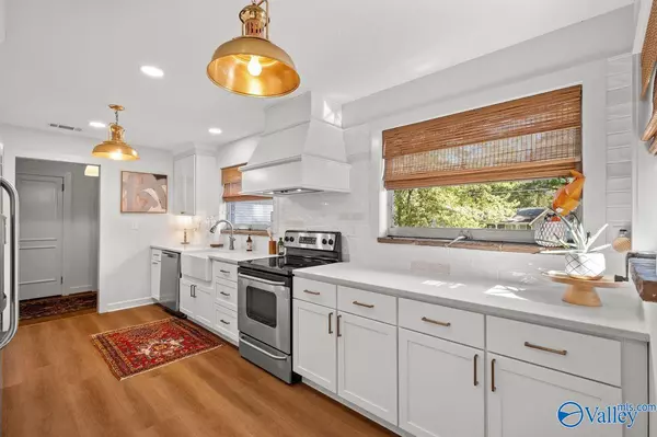 Gadsden, AL 35901,162 Fairoaks Street