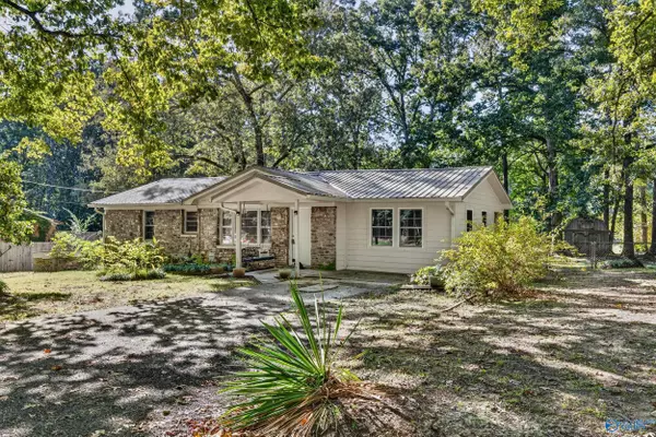 Fayetteville, TN 37334,15 Oak Drive