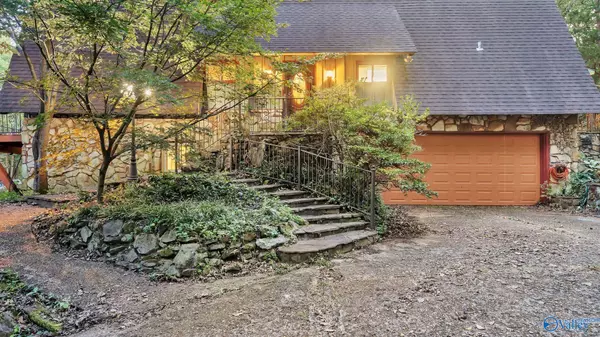 Huntsville, AL 35801,2707 Churchill Drive SE