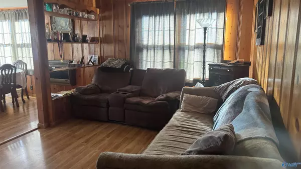 Athens, AL 35611,600 8th Avenue