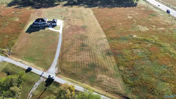 12122 Pecan Grove Way, Athens, AL 35613