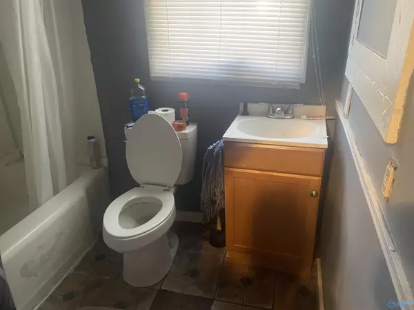 Gadsden, AL 35954,3115 Walnut Avenue