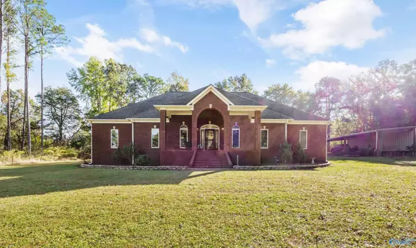 53 Slaten Drive, Hartselle, AL 35640