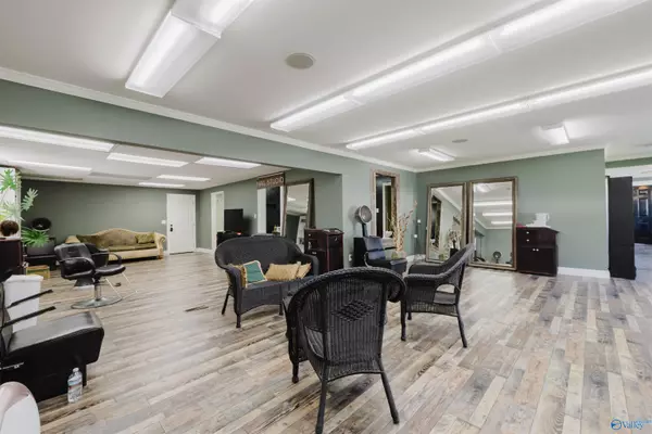 Fort Payne, AL 35967,1526 Gault Avenue N