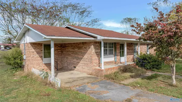 Fyffe, AL 35971,372 Poole Circle