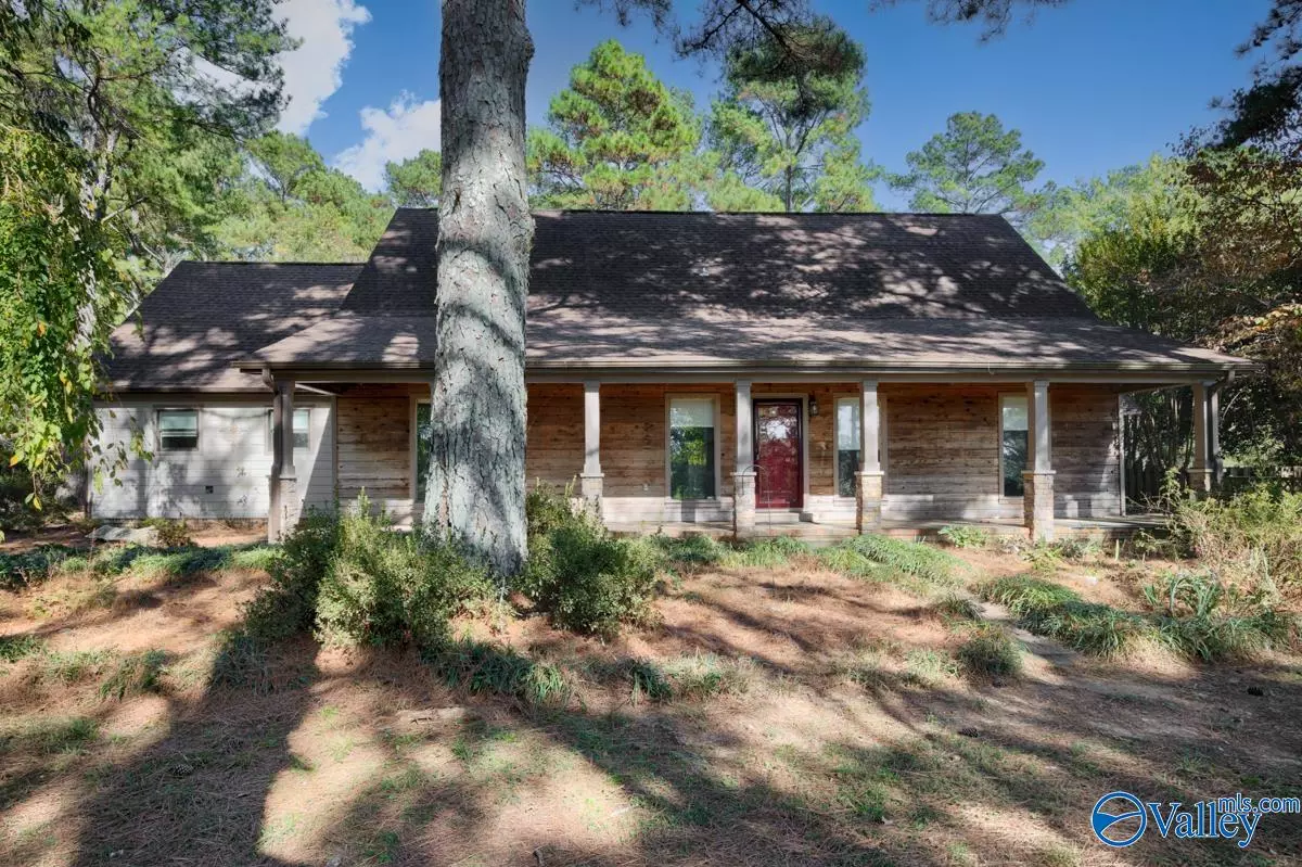 Athens, AL 35613,1307 Lindsay Lane