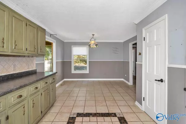 Athens, AL 35613,1307 Lindsay Lane