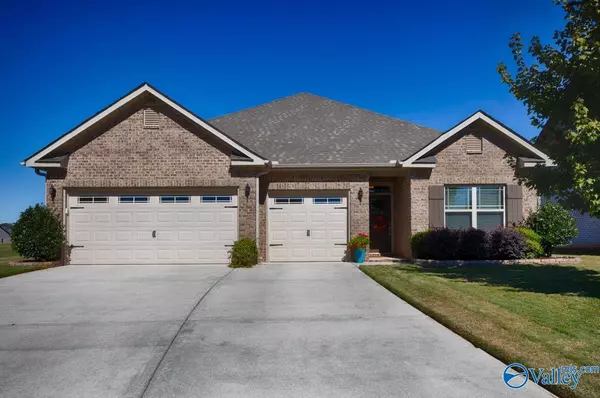 243 Iron Circle, Meridianville, AL 35759