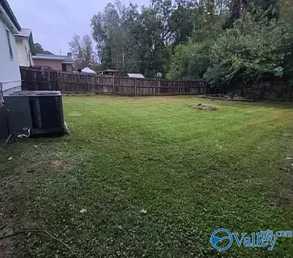 Gadsden, AL 35901,913 Brookside Drive