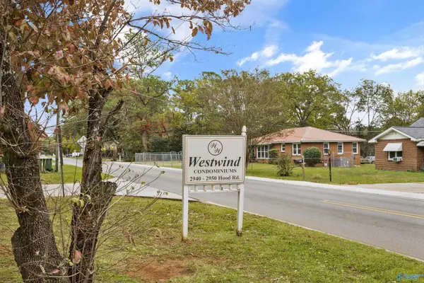 2940 Hood Road #E, Huntsville, AL 35805