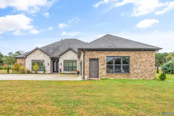 Harvest, AL 35749,3149 Old Railroad Bed Road