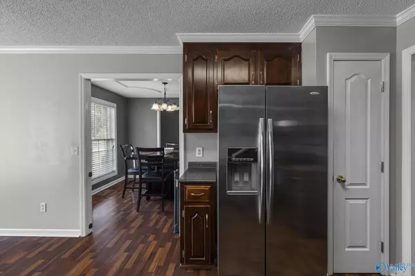 Athens, AL 35613,24707 Mooresville Road