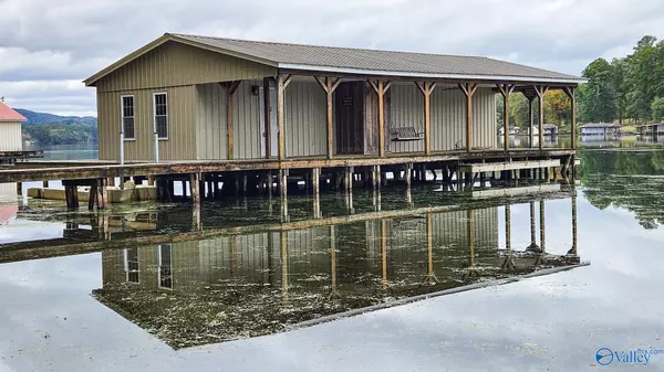 Scottsboro, AL 35768,1808 Roseberry Drive