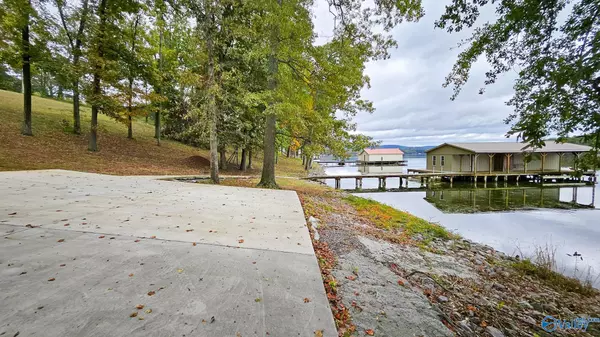 Scottsboro, AL 35768,1808 Roseberry Drive