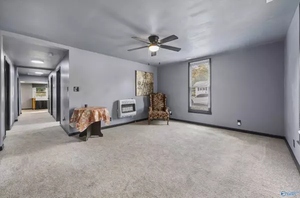 Athens, AL 35611,713 W Washington Street