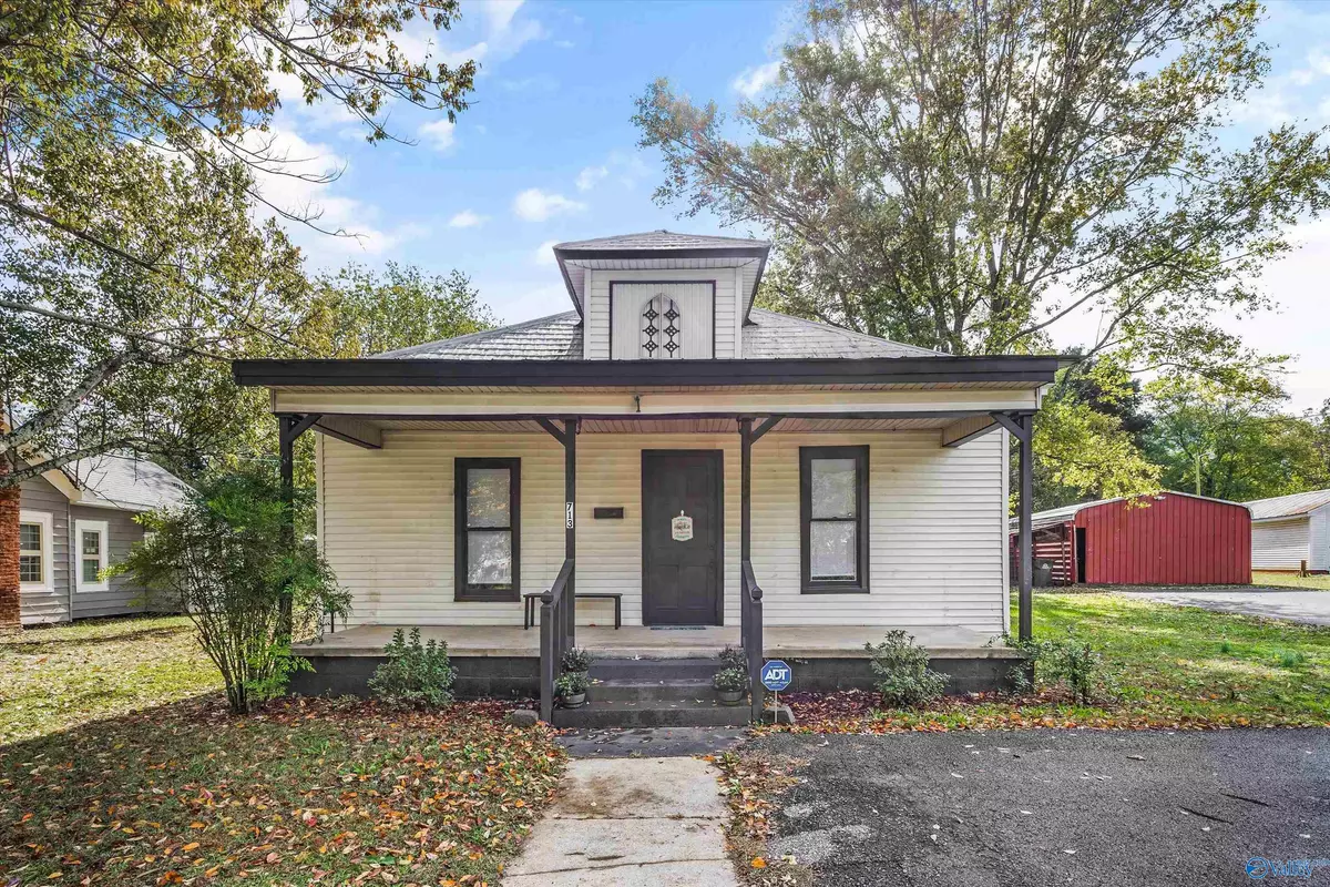 Athens, AL 35611,713 W Washington Street