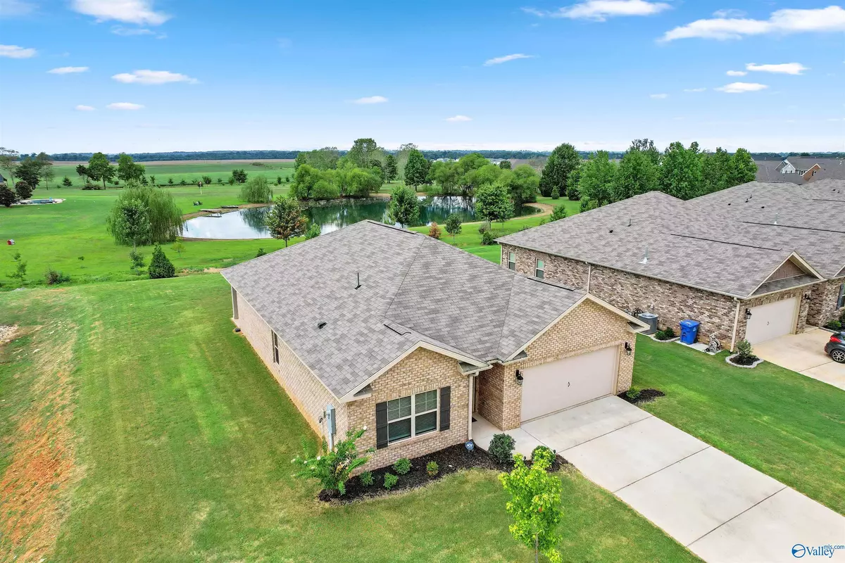 Athens, AL 35613,25104 Delilah Circle