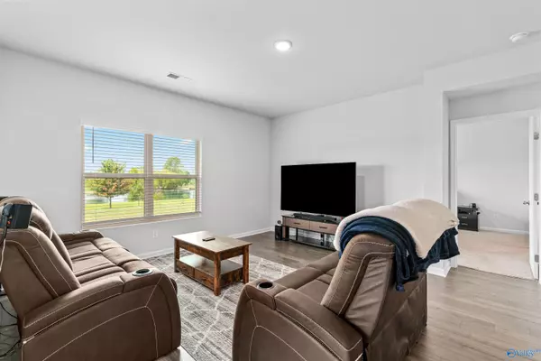 Athens, AL 35613,25104 Delilah Circle