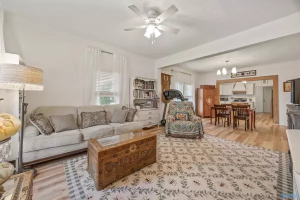 Athens, AL 35611,804 S Houston Street