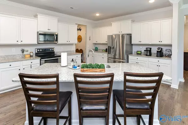 Athens, AL 35613,14357 Leadenhall Lane