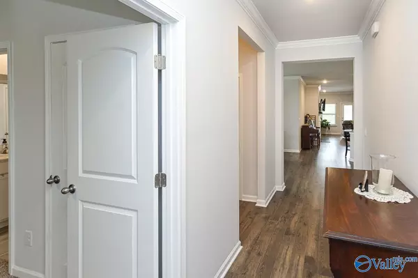 Athens, AL 35613,14357 Leadenhall Lane