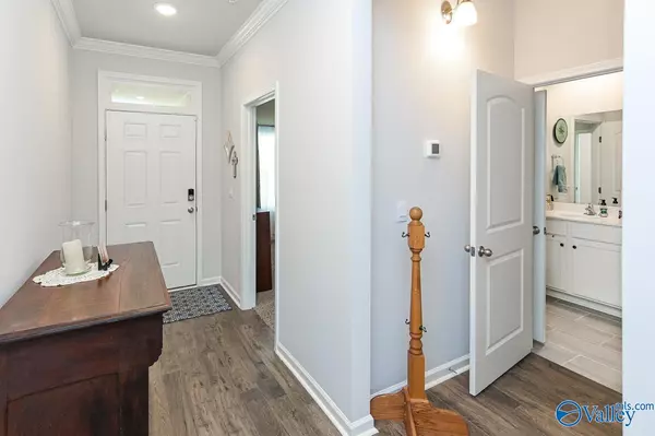 Athens, AL 35613,14357 Leadenhall Lane