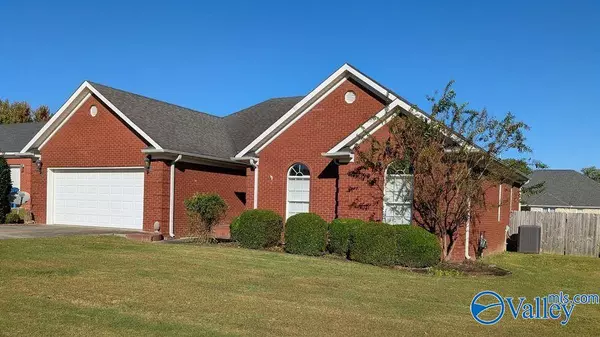 Hartselle, AL 35640,2000 Cedarwood Drive