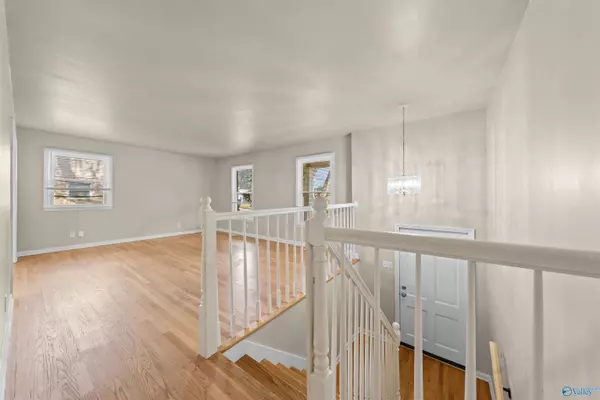 Huntsville, AL 35802,7628 Fleming Hills Drive SW