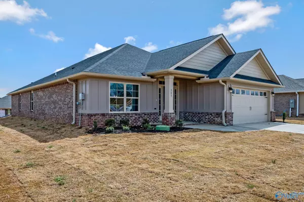 Huntsville, AL 35810,111 Ridgeland Trail