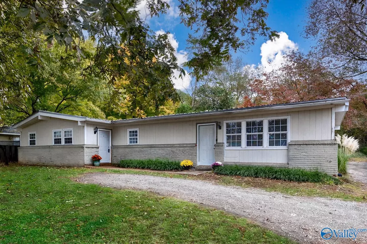 Huntsville, AL 35810,2212 Old Blue Springs NW