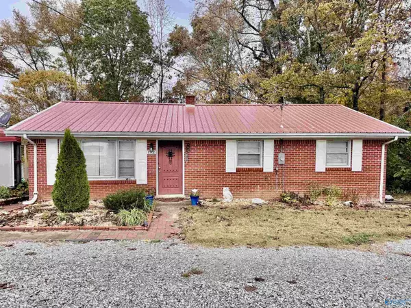 142 S Roberson Road, Iron City, TN 38463