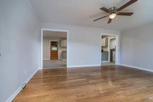 Decatur, AL 35603,56 Sunset Acres Avenue