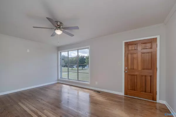 Decatur, AL 35603,56 Sunset Acres Avenue