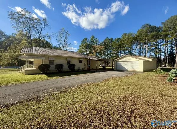 Hokes Bluff, AL 35903,5294 Second Street