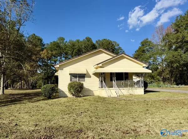 5294 Second Street, Hokes Bluff, AL 35903