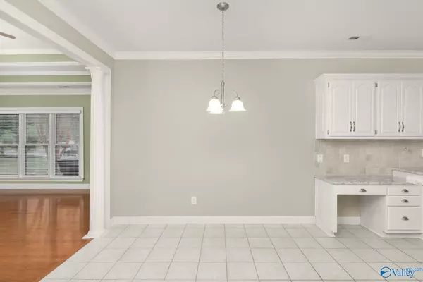 Hampton Cove, AL 35763,2734 Deford Mill Road SE