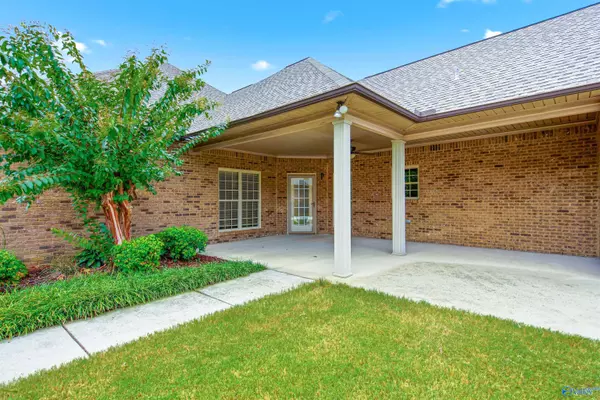 Athens, AL 35613,25165 Kingston Drive