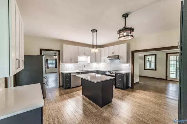 Huntsville, AL 35811,483 Moontown Road