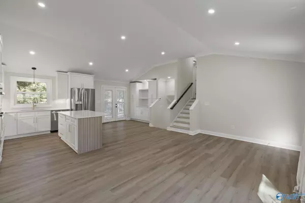 Huntsville, AL 35801,2708 Briarwood Drive SE