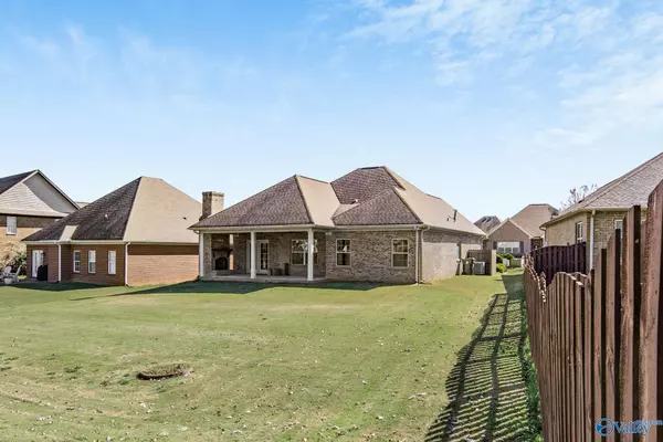 Athens, AL 35613,14491 Turnberry Lane