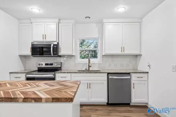 Cullman, AL 35058,65 Corley Street