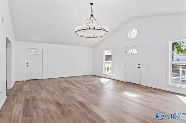 Cullman, AL 35058,65 Corley Street