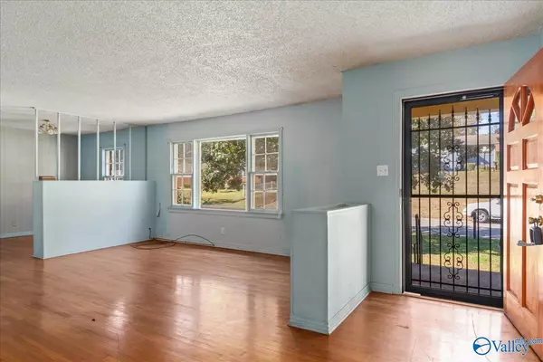 Florence, AL 35630,1926 Randolph Street