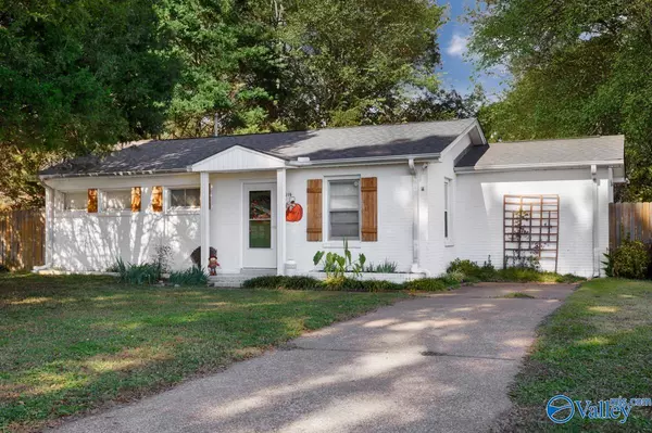 2016 13th Street SE, Decatur, AL 35601