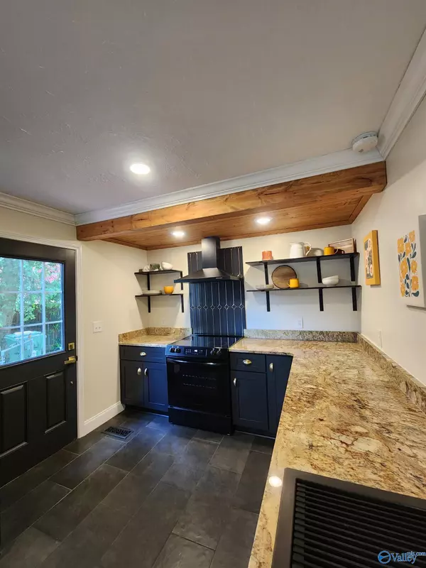 Huntsville, AL 35805,4214 9th Avenue