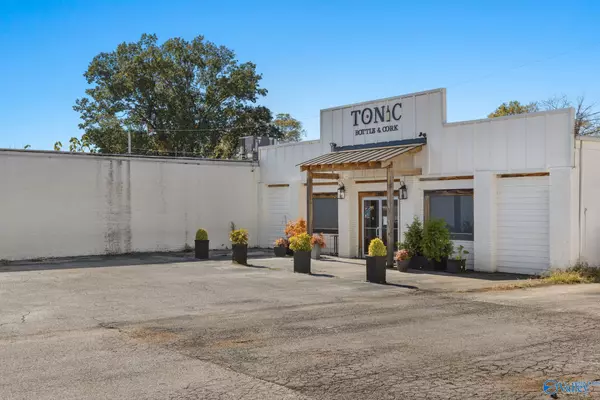 Muscle Shoals, AL 35661,2306 Woodward Avenue