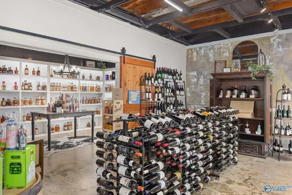 Muscle Shoals, AL 35661,2306 Woodward Avenue